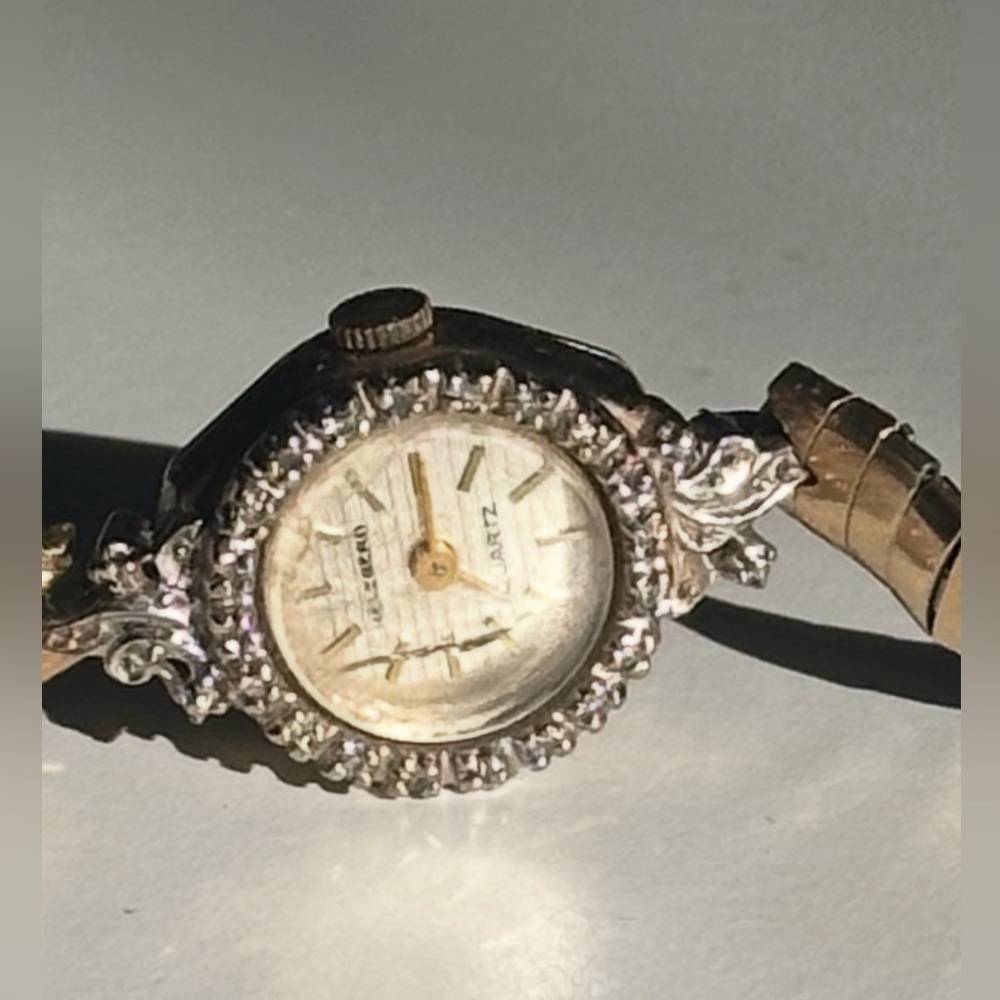 Vintage Helzberg diamond watch quartz
